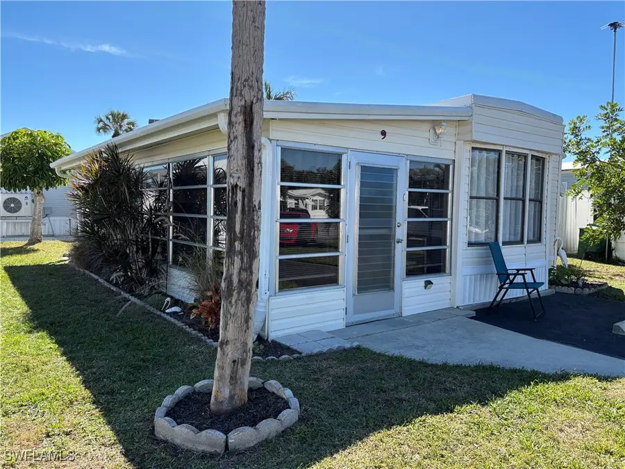 9 Jade Drive #9J, Naples, FL 34114 - Image #2