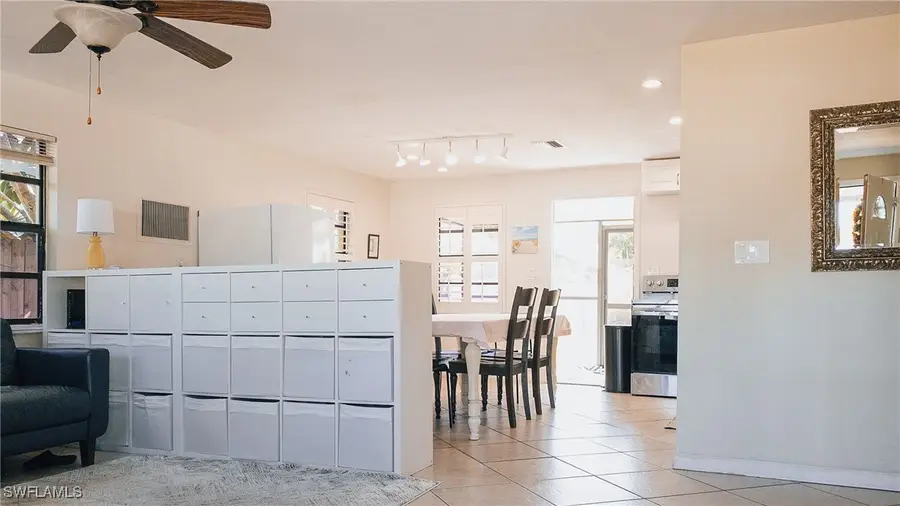 814 109th Avenue N, Naples, FL 34108 - Image #3