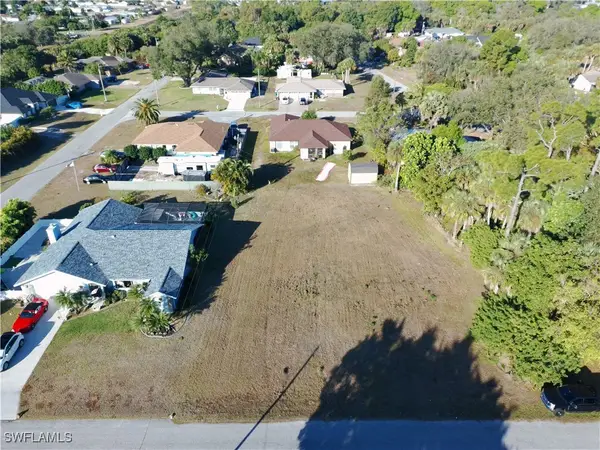 33 Eustis Avenue, Lehigh Acres, FL 33936