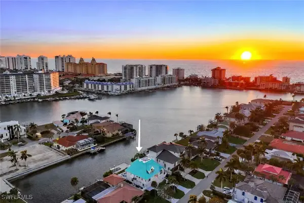 464 Oak Avenue, Naples, FL 34108