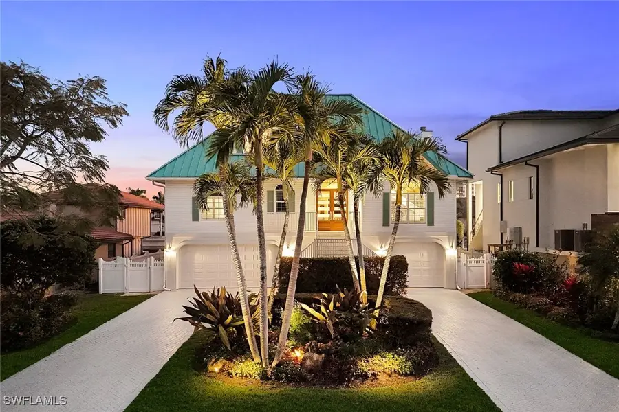 464 Oak Avenue, Naples, FL 34108 - Image #2