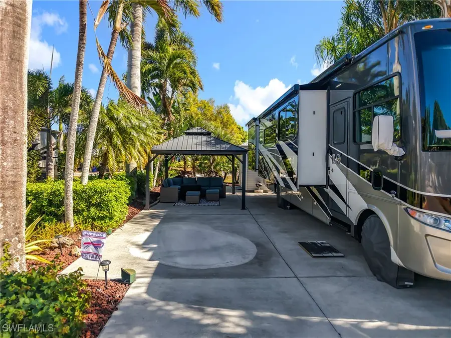 10074 Parkwood Dr., Fort Myers, FL 33905 - Image #3