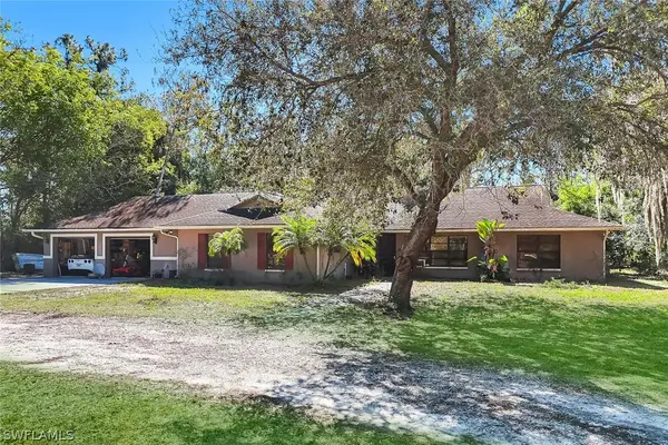 6480 Sable Ridge Lane, Naples, FL 34109