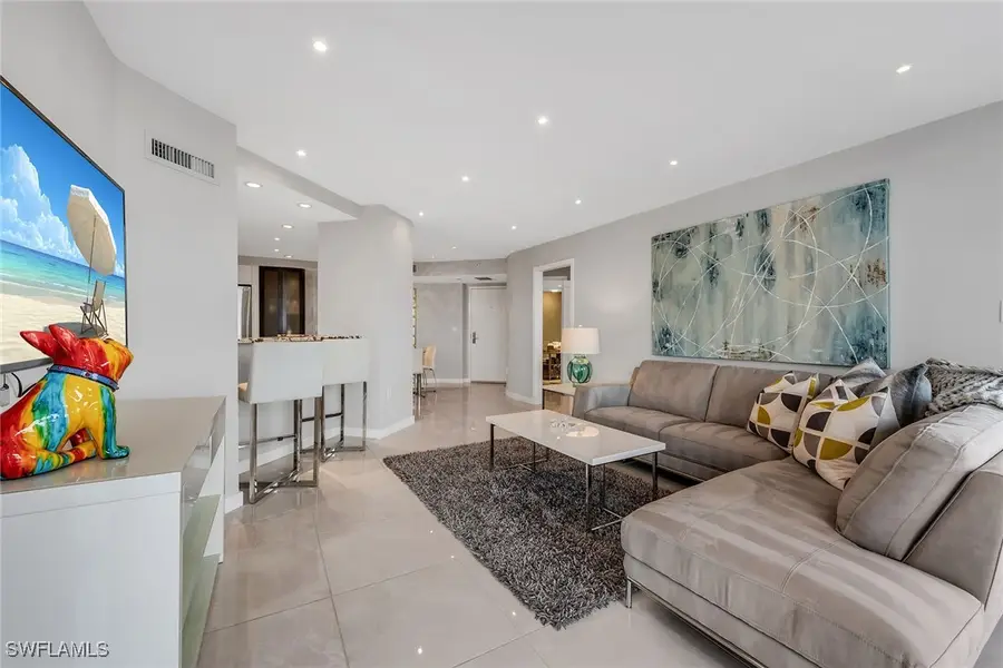 4751 Gulf Shore Boulevard N #1104, Naples, FL 34103 - Image #2