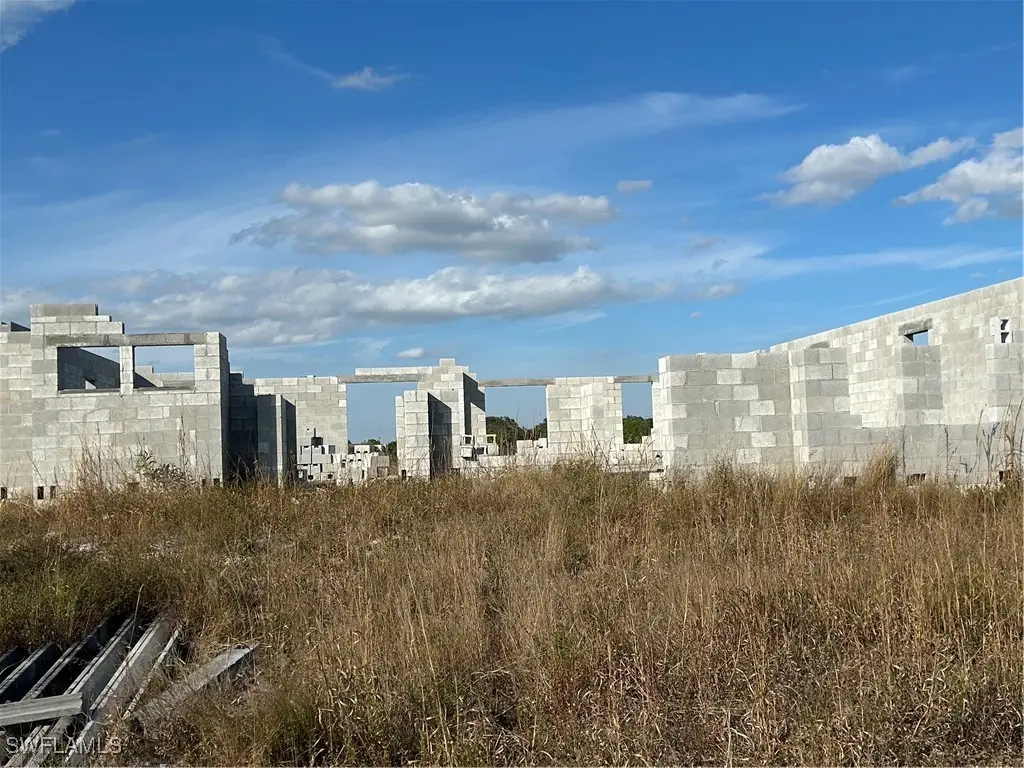 3853 68th Avenue Ne, Naples, FL 34120 - Image #1