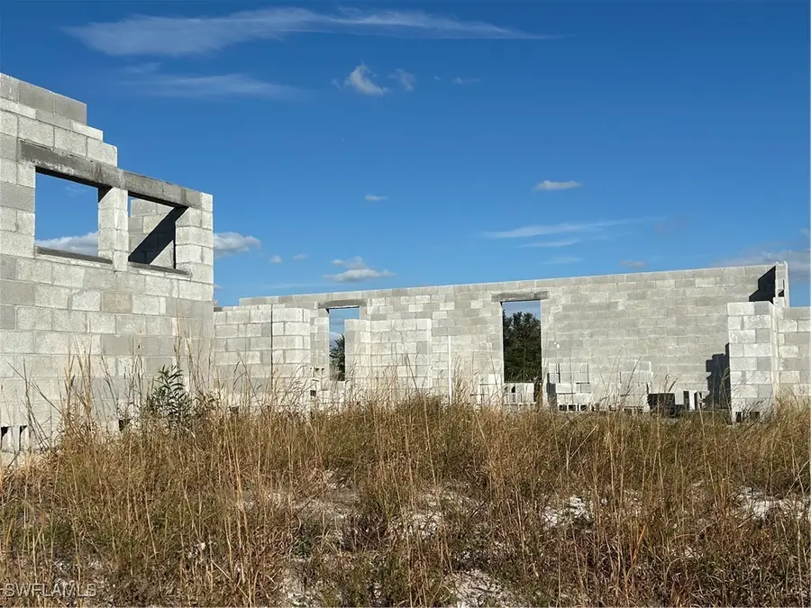 3853 68th Avenue Ne, Naples, FL 34120 - Image #2