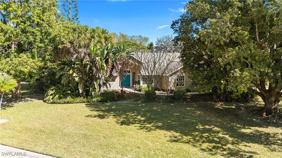 60 Brampton Lane, Naples, FL 34104 - Image #2