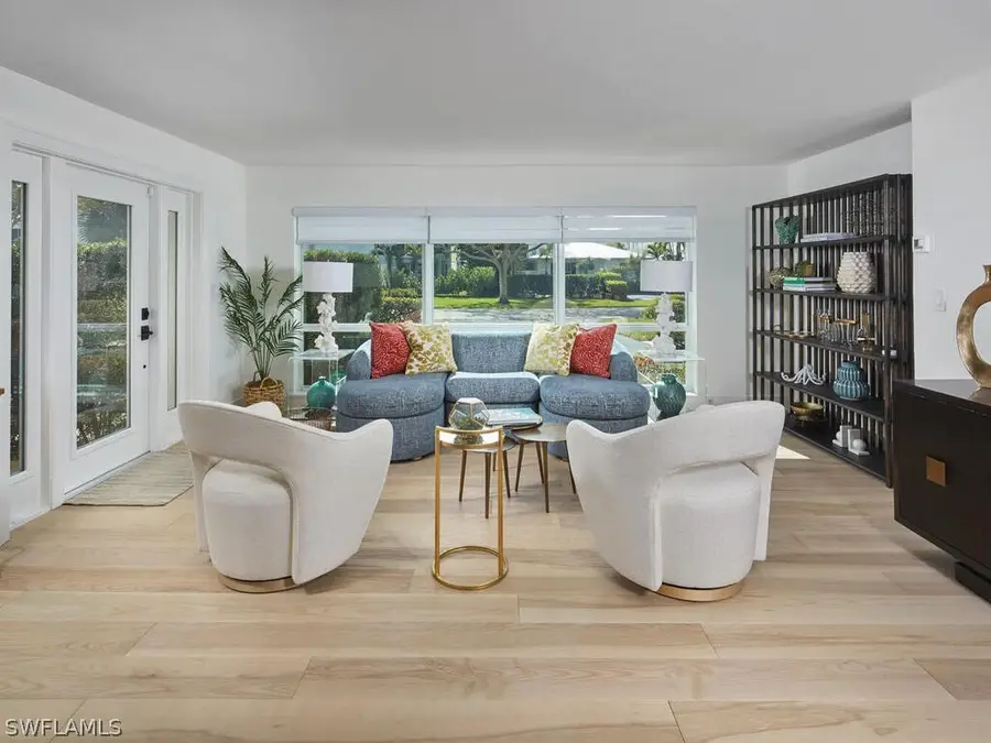 255 2nd Avenue S #6, Naples, FL 34102 - Image #3