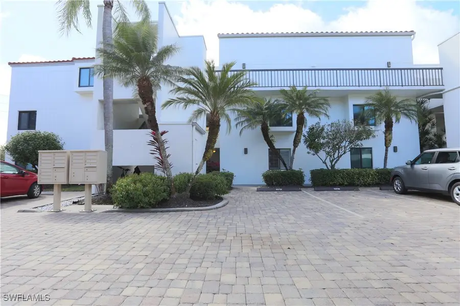 592 Beachwalk Circle #N105, Naples, FL 34108 - Image #3