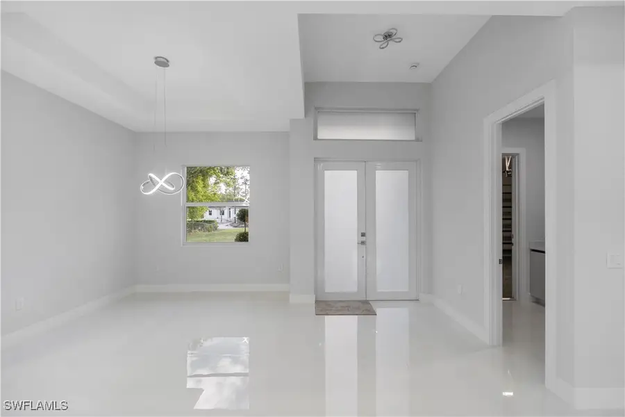 3433 66th Avenue Ne, Naples, FL 34120 - Image #3