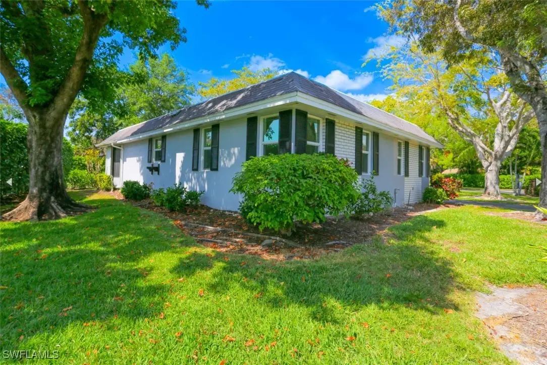 225 Georgetown Boulevard, Naples, FL 34112 - Image #1