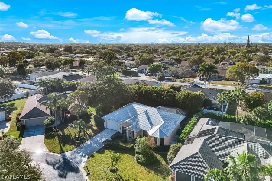 302 Sawgrass Court, Naples, FL 34110 - #3