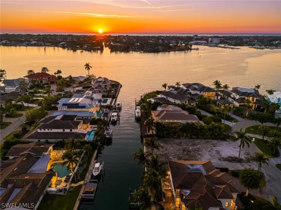 1670 Dolphin Court, Naples, FL 34102 - #2