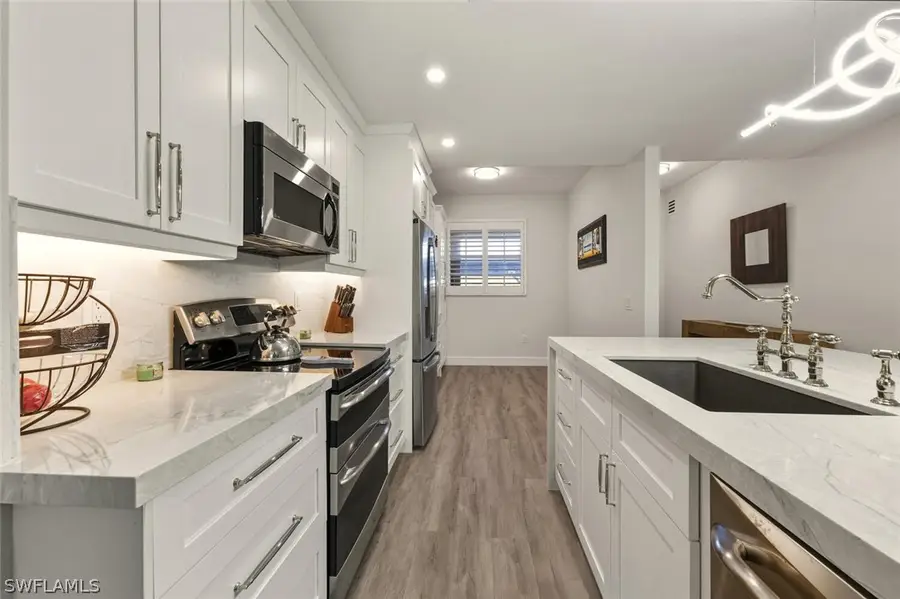 6820 Sterling Greens Place #2105, Naples, FL 34104 - Image #2