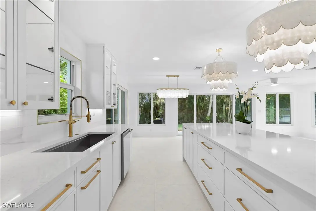 17 Knights Bridge Road, Naples, FL 34112 - Image #1