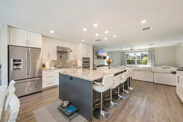 1185 Pompei Lane, Naples, FL 34103