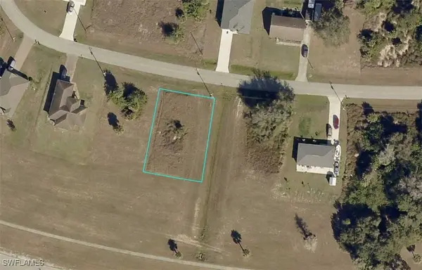 2057 S Montana Circle, Labelle, FL 33935