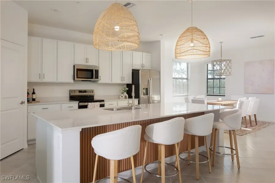 5632 Summit Pointe Circle #103, Bradenton, FL 34210 - Image #2