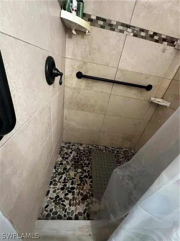 170 Pine Key Lane #13, Naples, FL 34114 - Image #3