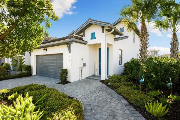 7437 Rockefeller Drive, Naples, FL 34119