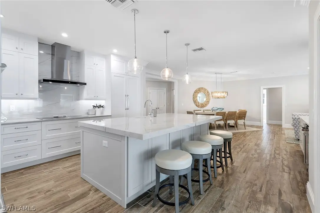 655 Park Shore Drive, Naples, FL 34103 - Image #1