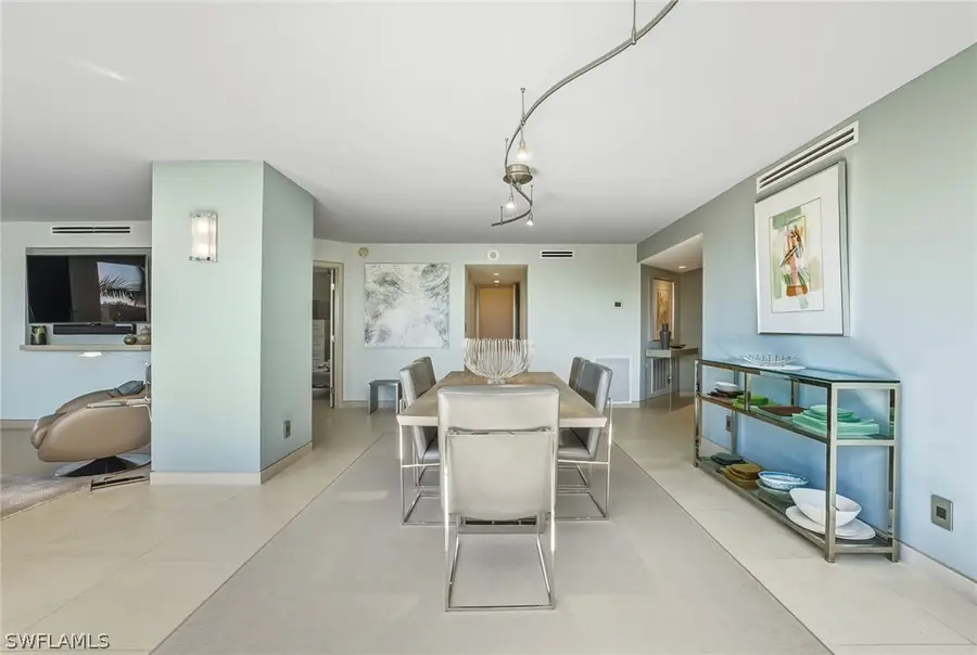 5555 Heron Point Drive #401, Naples, FL 34108 - Image #3