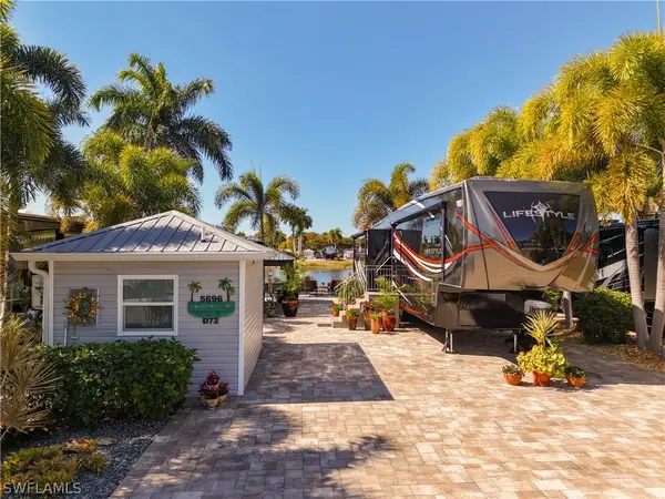 5696 Brightwood Dr., Fort Myers, FL 33905