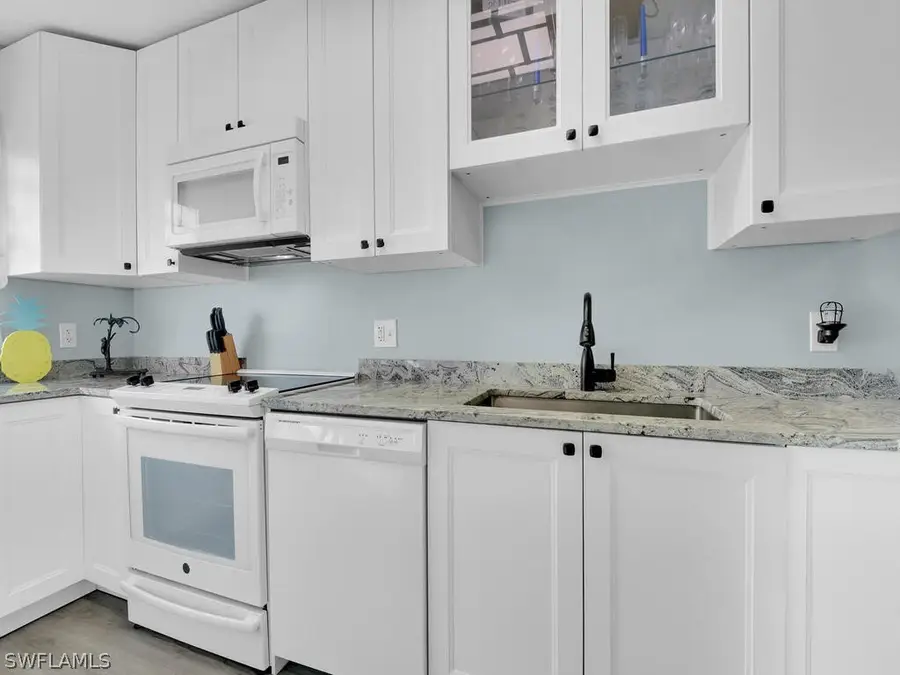 5371 Treetops Drive #M103, Naples, FL 34113 - #3