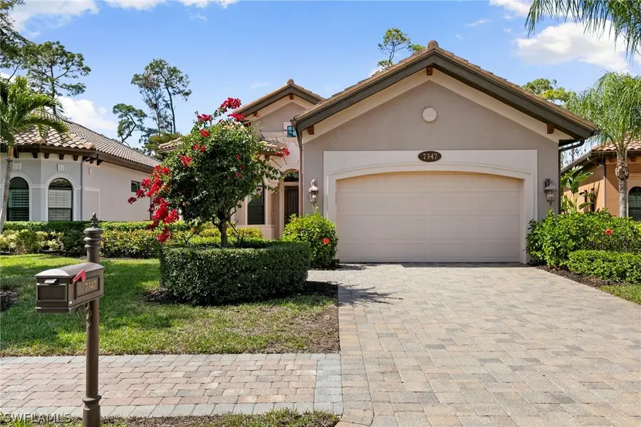 7347 Lantana Circle, Naples, FL 34119 - #2