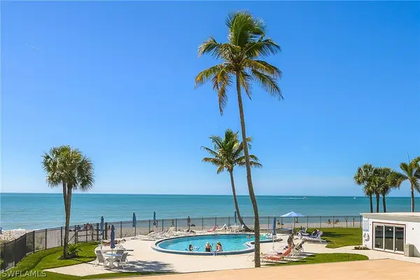 1717 Gulf Shore Boulevard N #101, Naples, FL 34102
