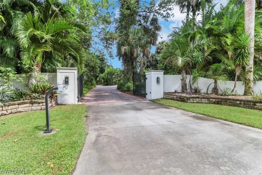 730 5th Street Nw, Naples, FL 34120 - #2