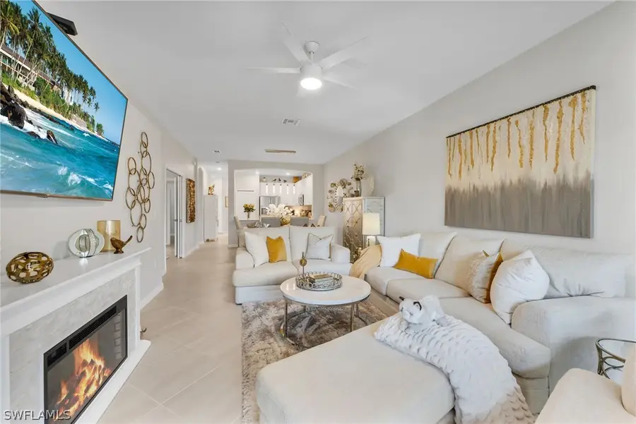 2543 Vine Avenue, Naples, FL 34120 - #2