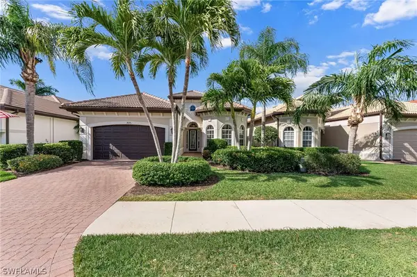 7875 Valencia Court, Naples, FL 34113