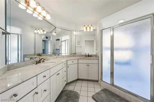 613 Beachwalk Circle #J-102, Naples, FL 34108