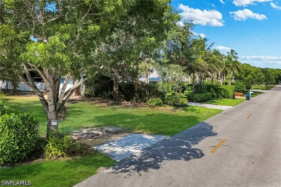 760 1st Avenue N, Naples, FL 34102 - #3