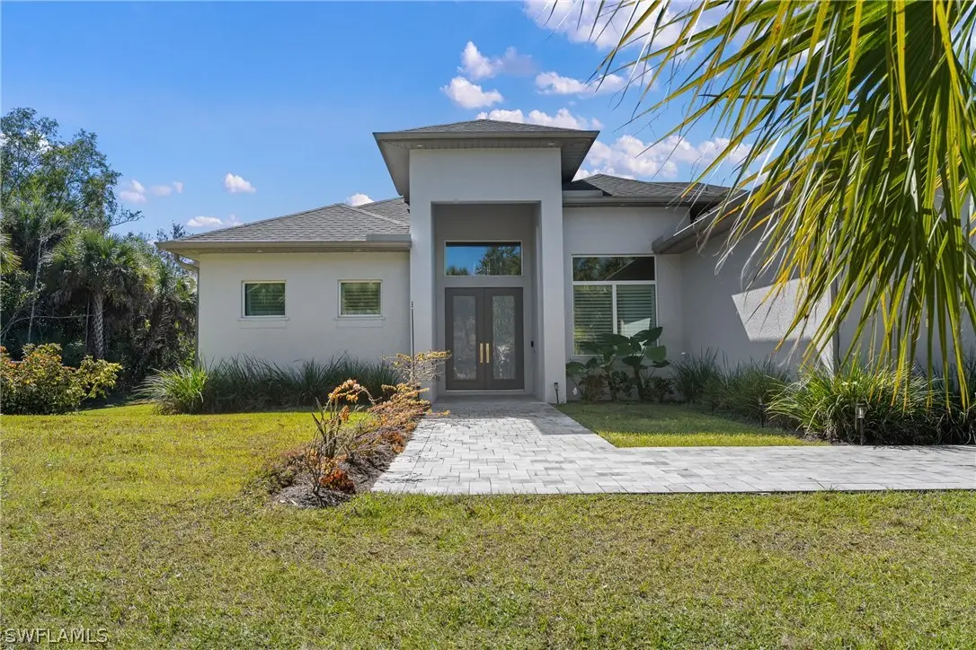 280 39th Avenue Ne, Naples, FL 34120 - #1