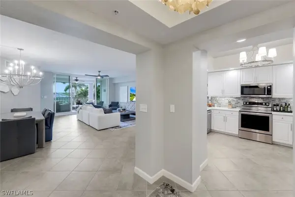 325 Dunes Boulevard #204, Naples, FL 34110