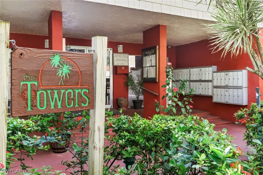 2366 E. Mall Dr #Apt. 101, Fort Myers, FL 33901 - #2