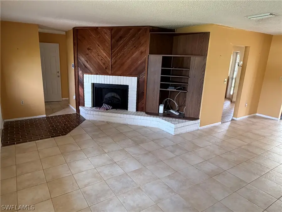 4584 31st Avenue Sw, Naples, FL 34116 - #3