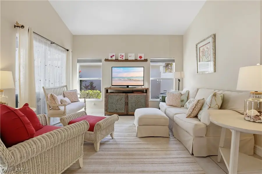 1087 Silverstrand Drive, Naples, FL 34110 - #3