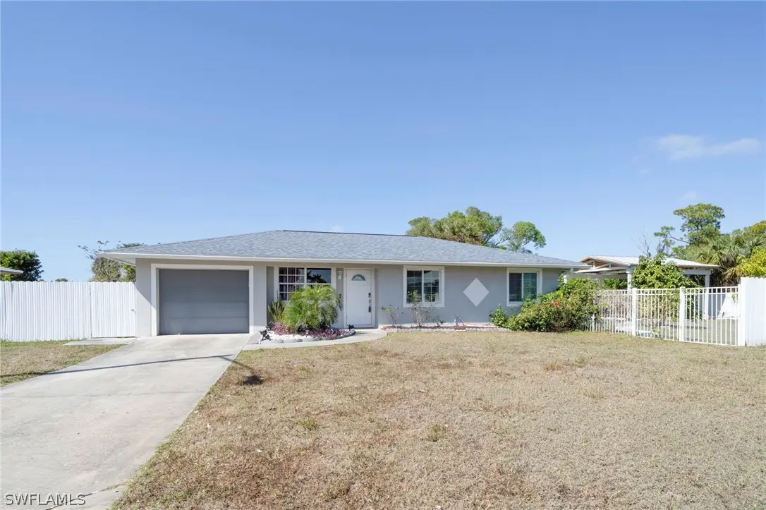 1701 Framingham Court, Fort Myers, FL 33907 - #1