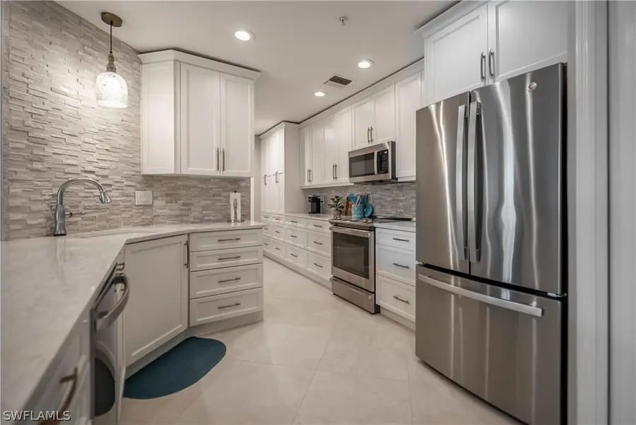 9160 Southmont Cove #110, Fort Myers, FL 33908 - #3