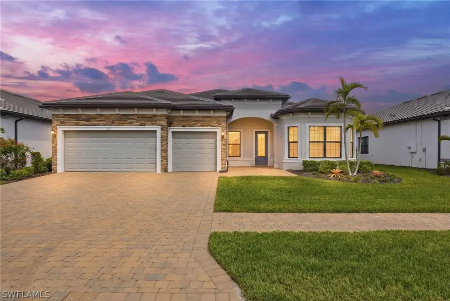 1821 Amador Court, Naples, FL 34120 - #3