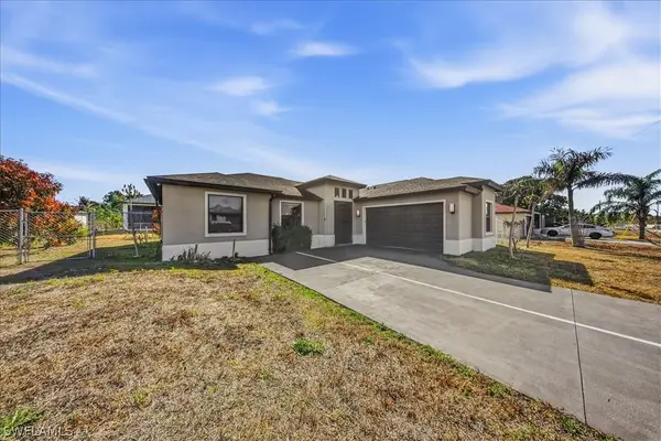 906 Sunniland Boulevard, Lehigh Acres, FL 33971