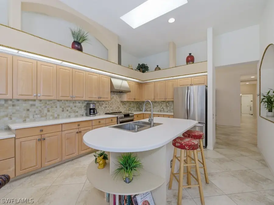 5835 Persimmon Way, Naples, FL 34110 - #2