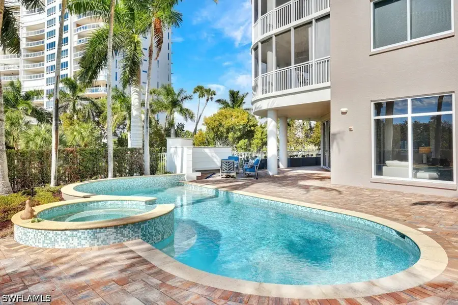 13675 Vanderbilt Drive #V10, Naples, FL 34110 - #3