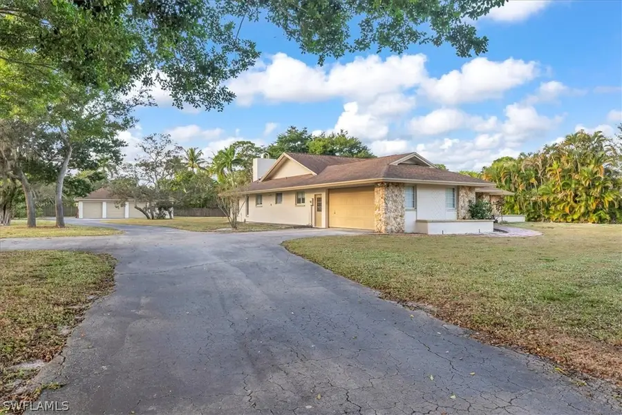 561 Ridge Drive, Naples, FL 34108 - #2