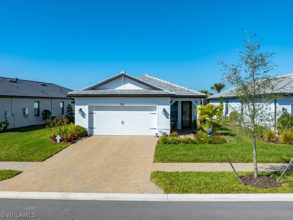 1923 Sierra Court, Naples, FL 34120 - #1