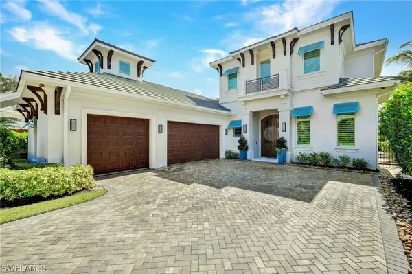6892 Leeward Way, Naples, FL 34109