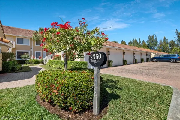 2360 Hidden Lake Court #8410, Naples, FL 34112
